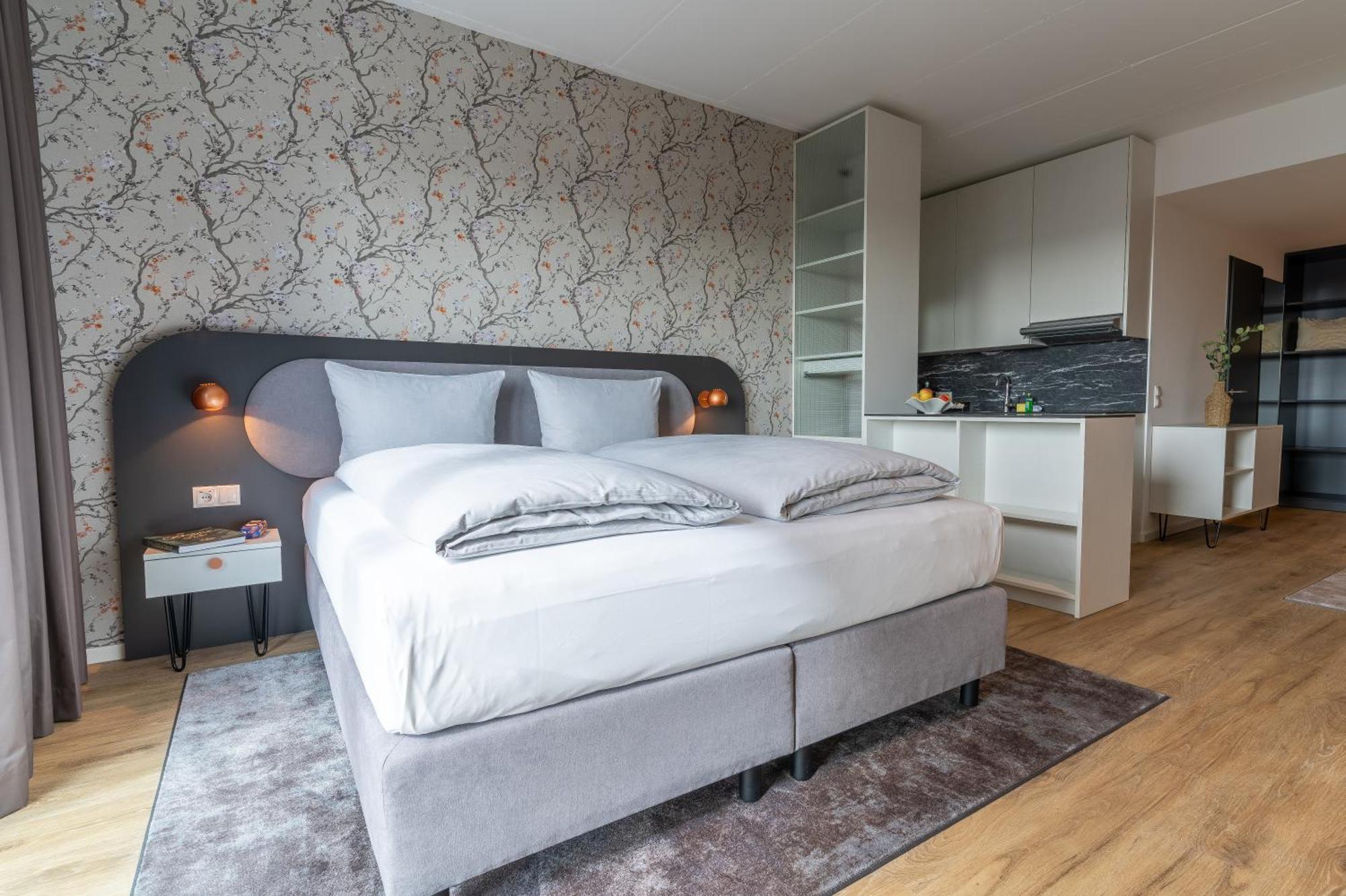 Maseven Frankfurt Messe Aparthotel Frankfurt am Main ภายนอก รูปภาพ